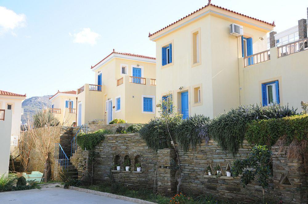 Mainades Maisonettes & Studios Menites ภายนอก รูปภาพ